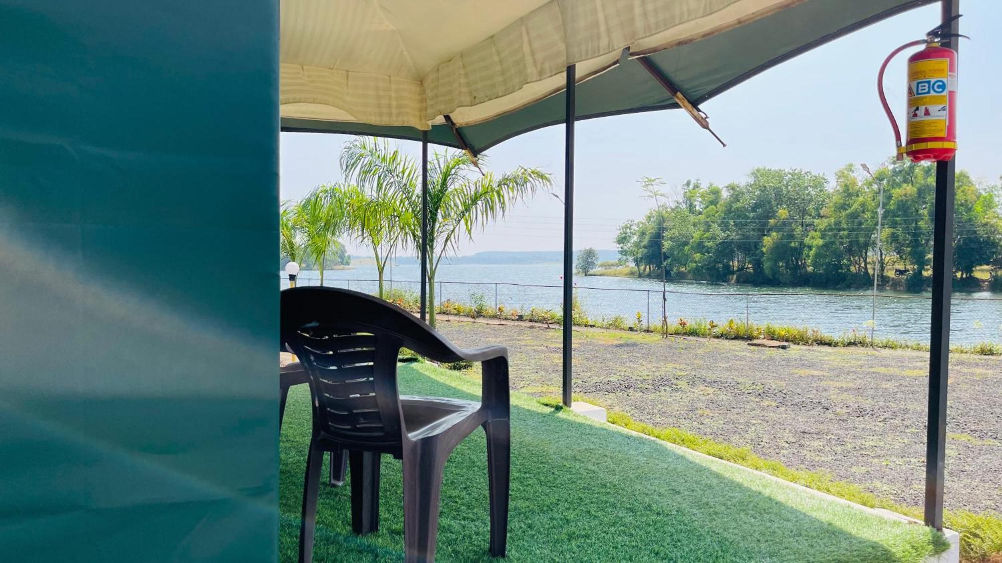 Amigos Lake Resort-Igatpuri, Maharashtra Ngoại thất bức ảnh