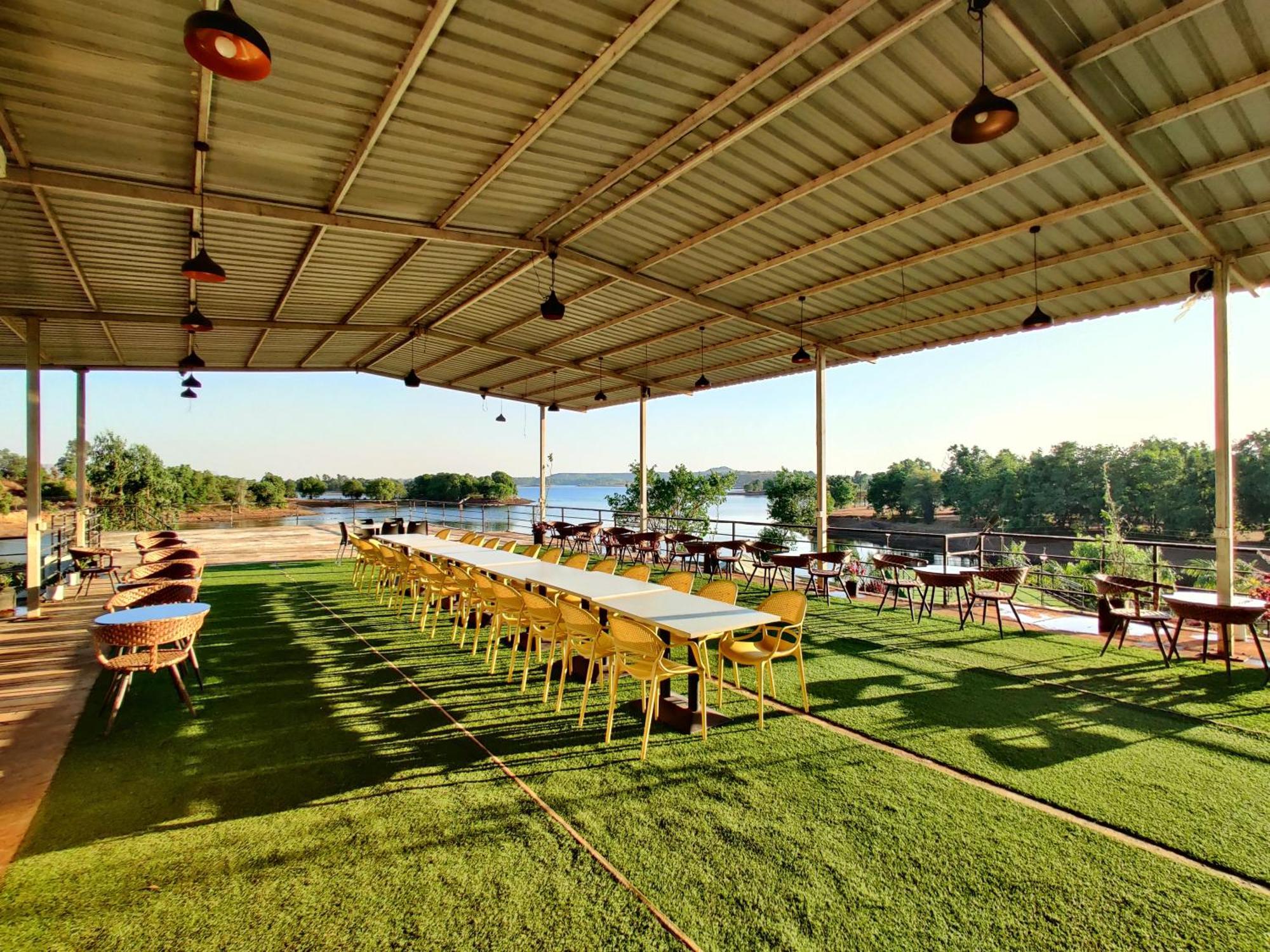 Amigos Lake Resort-Igatpuri, Maharashtra Ngoại thất bức ảnh